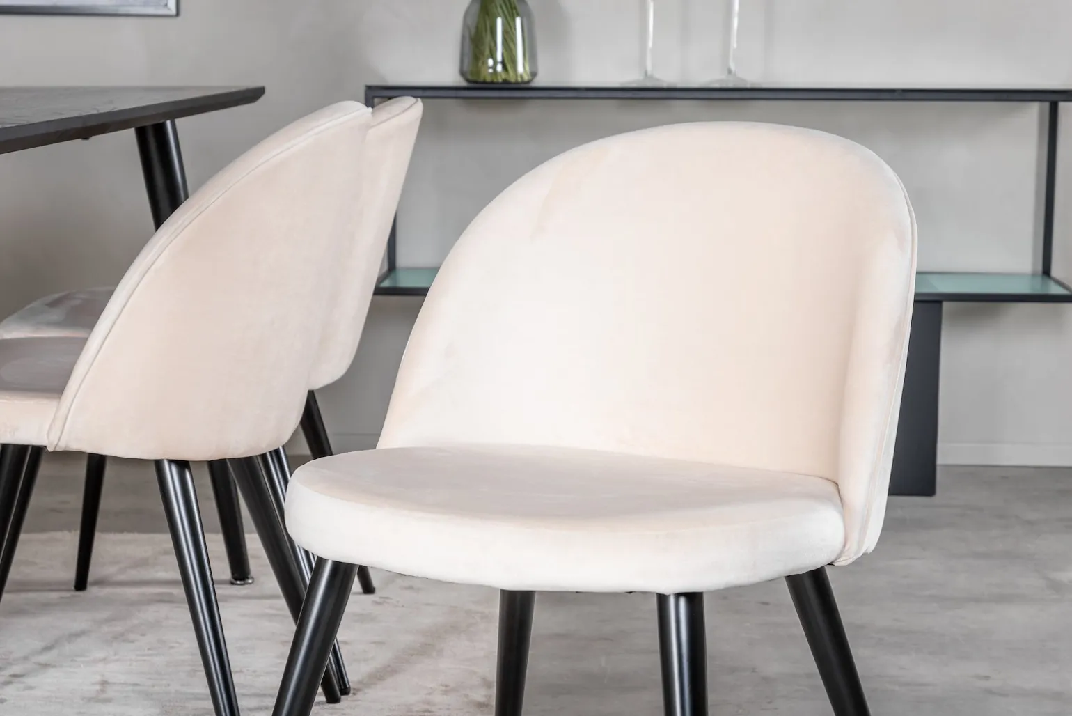Dipp og Velvet Spisegruppe