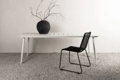 Lina spisebord