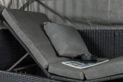 Nopy utesofa