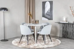 Plaza rundt spisebord