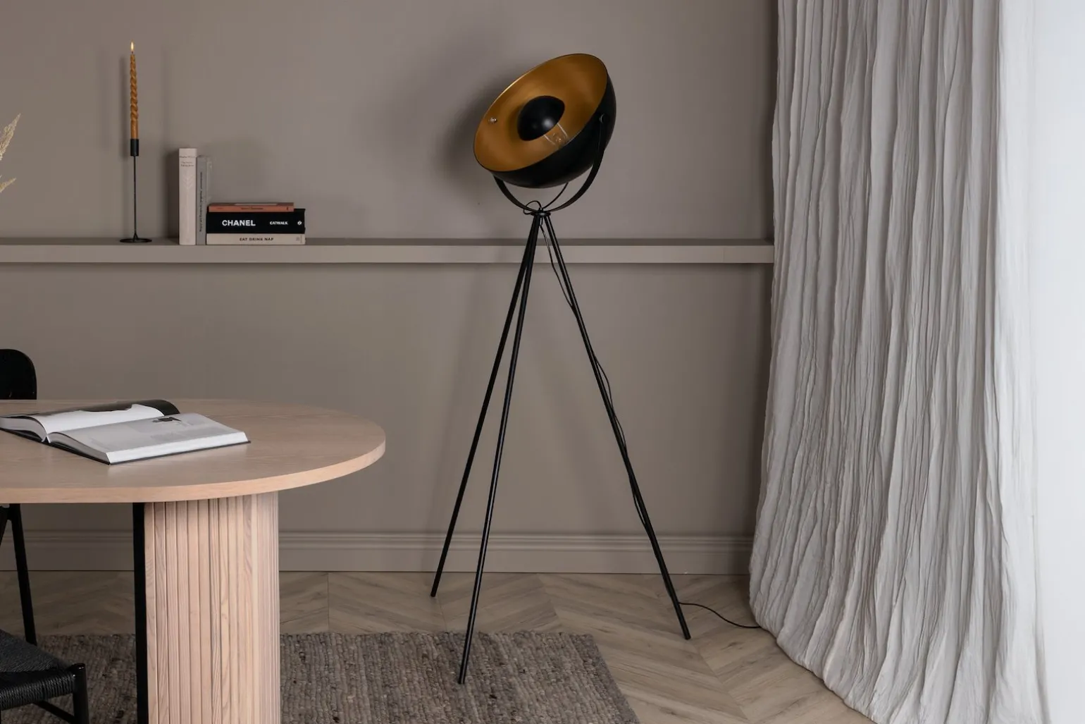 Search gulvlampe