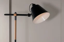 Skott gulvlampe