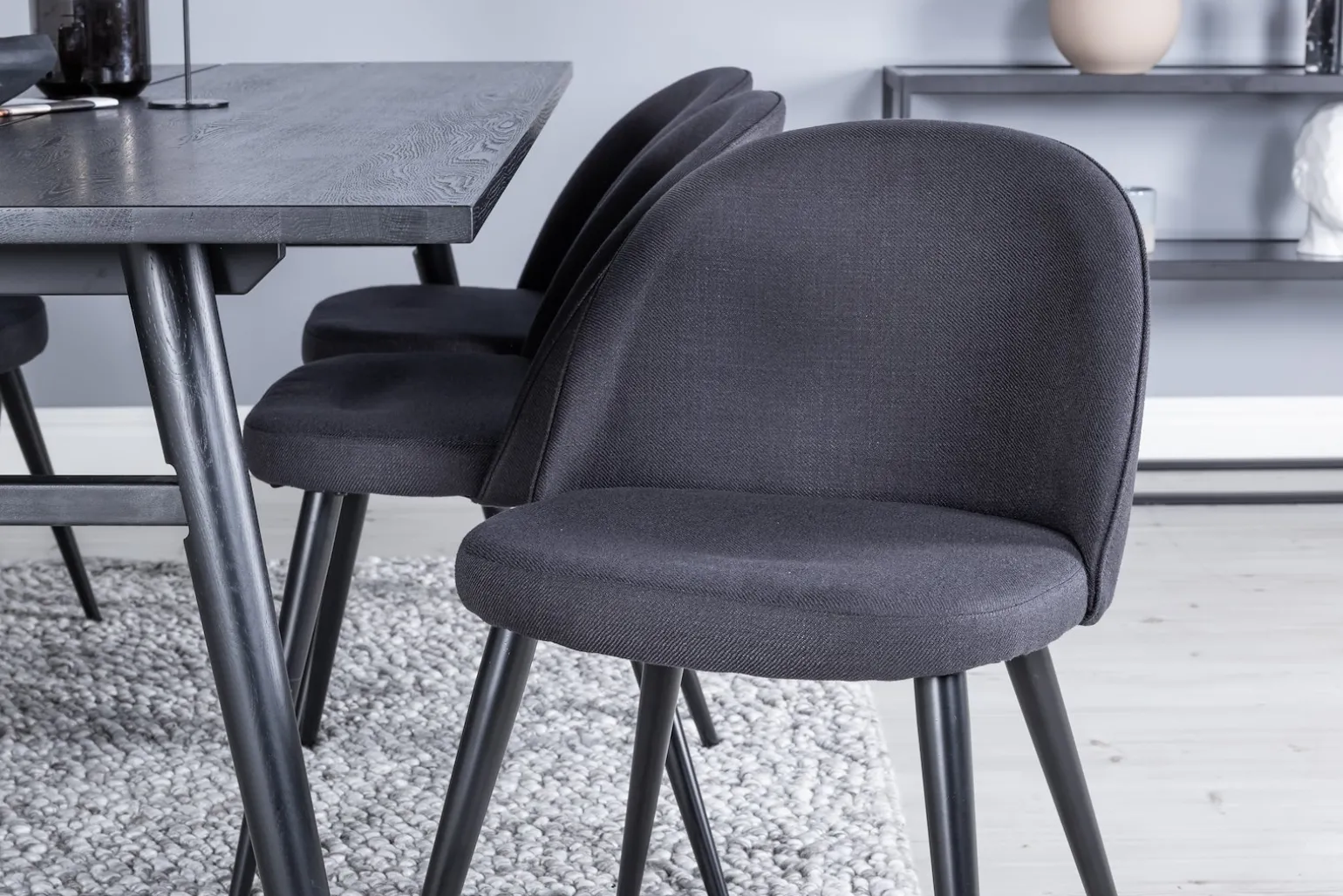 Sleek og Velvet Spisegruppe