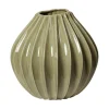 Wide vase