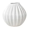 Wide vase