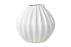 Wide vase