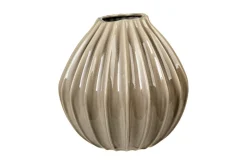 Wide vase