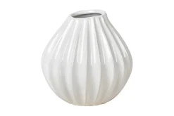 Wide vase