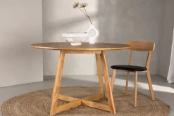 Yakidon rundt spisebord